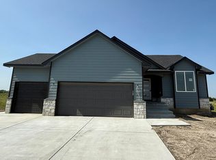 5531 N Toben Ct, Wichita, KS 67226