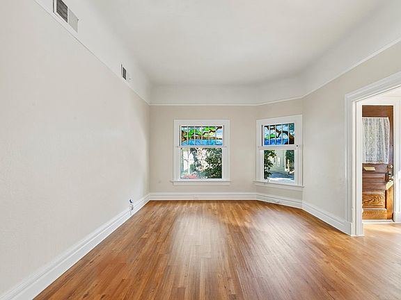 5th image of 714 18th St