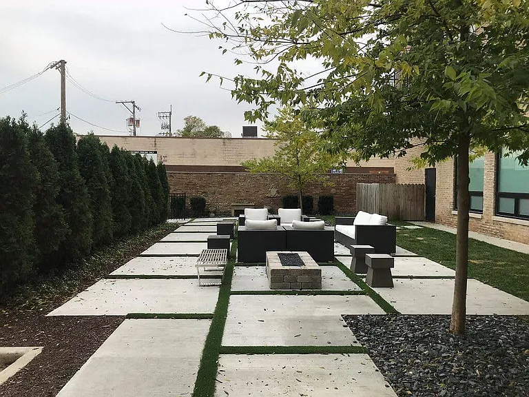 5427 N Broadway — Photo 14