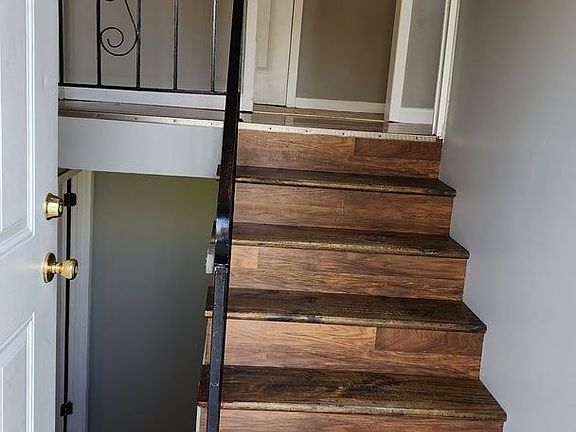 2nd image of 2367 Patricia Cir