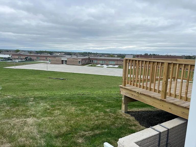 12354 Edgewater Dr — Photo 36