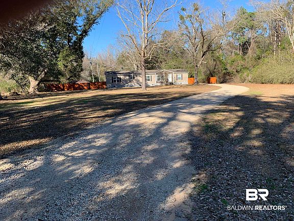2nd image of 25121 Lakewood Dr