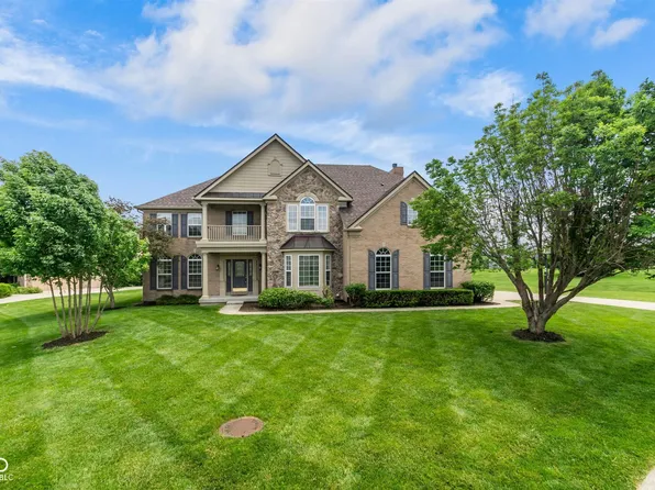 2641 Dawn Ridge Dr, Carmel, IN 46074