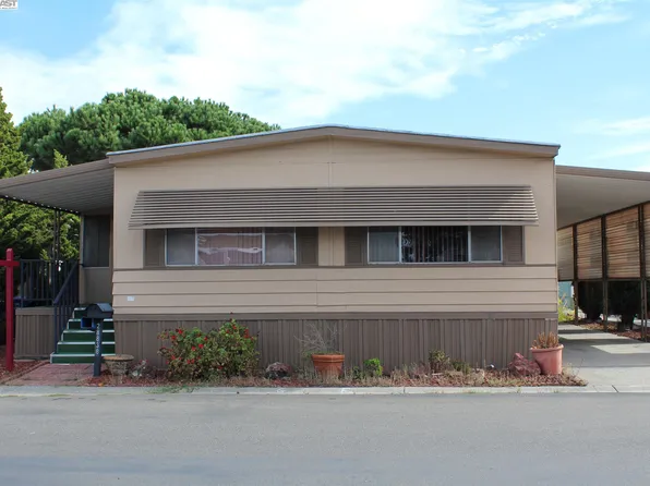 28838 Granada Dr, Hayward, CA 94544