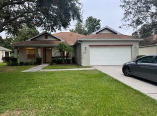 3326 Steinbeck Pl, Plant City, FL 33566