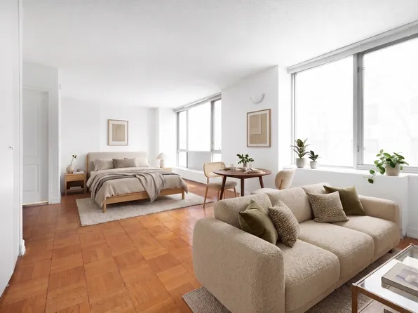 321 W 54th St APT 201, New York, NY 10019