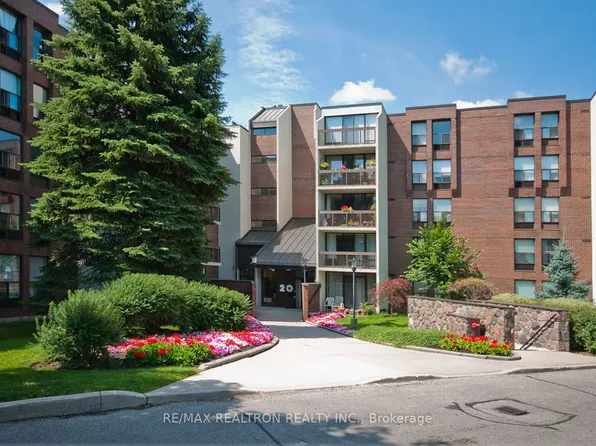 20 Fashion Roseway #505, Toronto, ON M2N 6B5