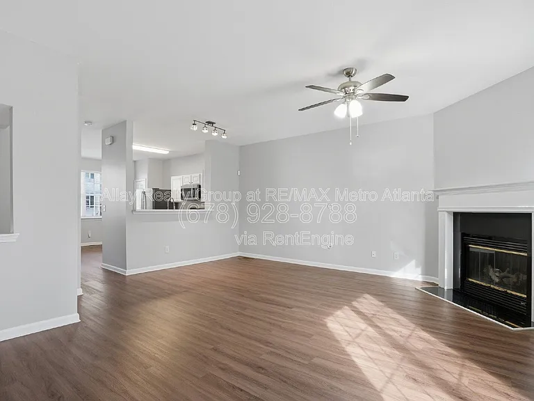 648 Providence Pl SW #37 — Photo 3