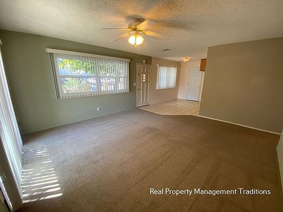 4th image of 1309 E Avenue J #J-4