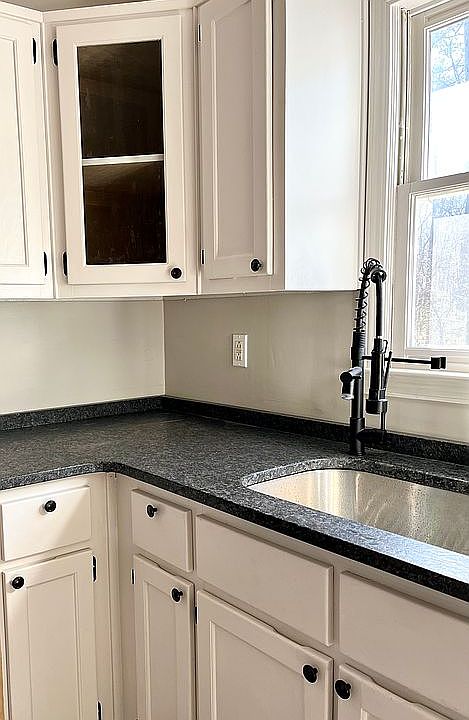 1st image of 21 Market Cir #A