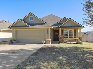 2725 Silver Oak Dr, College Station, TX 77845