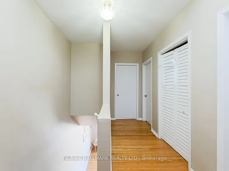 2844 Danforth Ave #2 — Photo 11