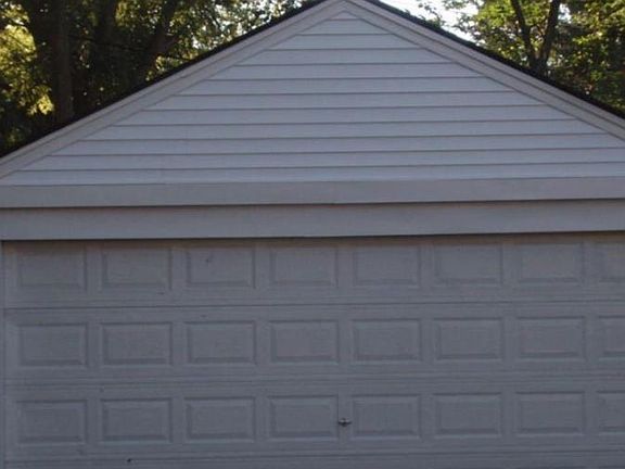 5th image of 9383 Penrod St