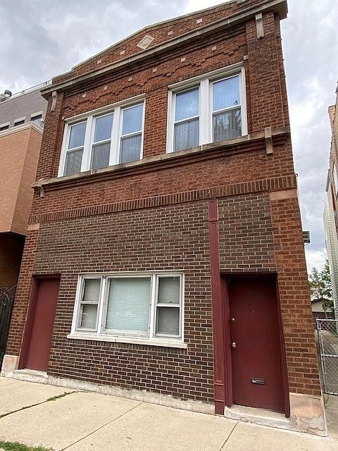 1st image of 2454 W Walton St #1