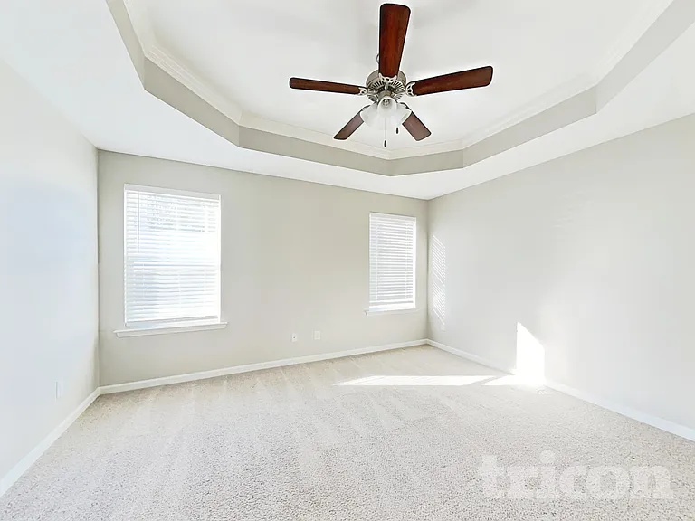 201 Karis Dr — Photo 7