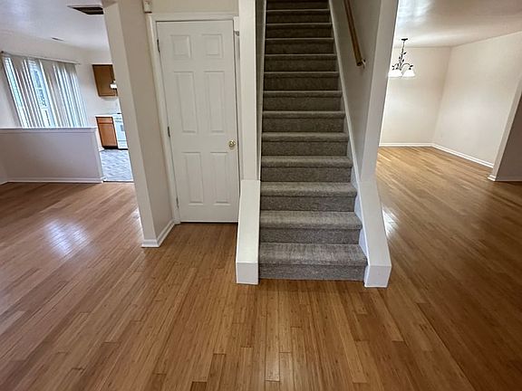 5th image of 5102 Essex Ln