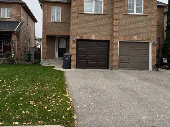 6256 SE Avonhurst Dr N, Mississauga, ON L5N 7V2