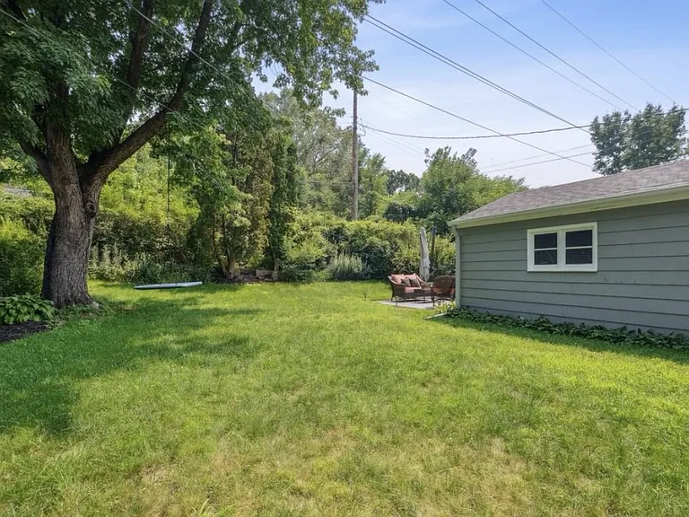 backyard with patio - garage is included and can be used