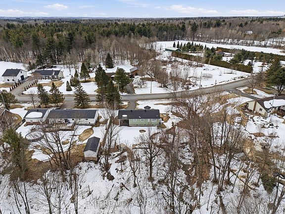 3rd image of 2011 Sandy Hill Rd