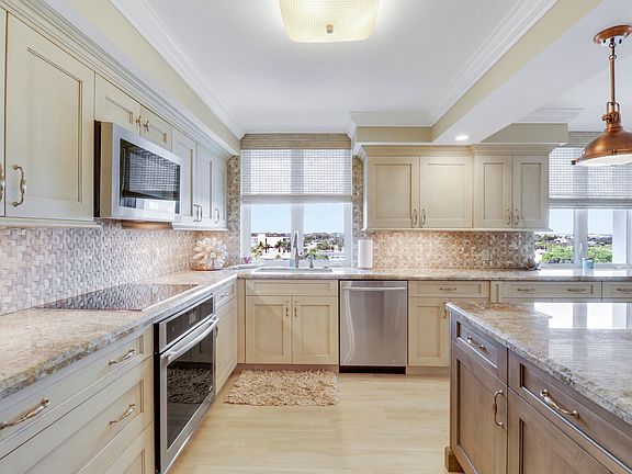 3rd image of 375 Beach Rd APT 803