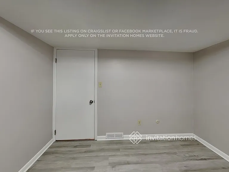 1284 Ember St — Photo 15