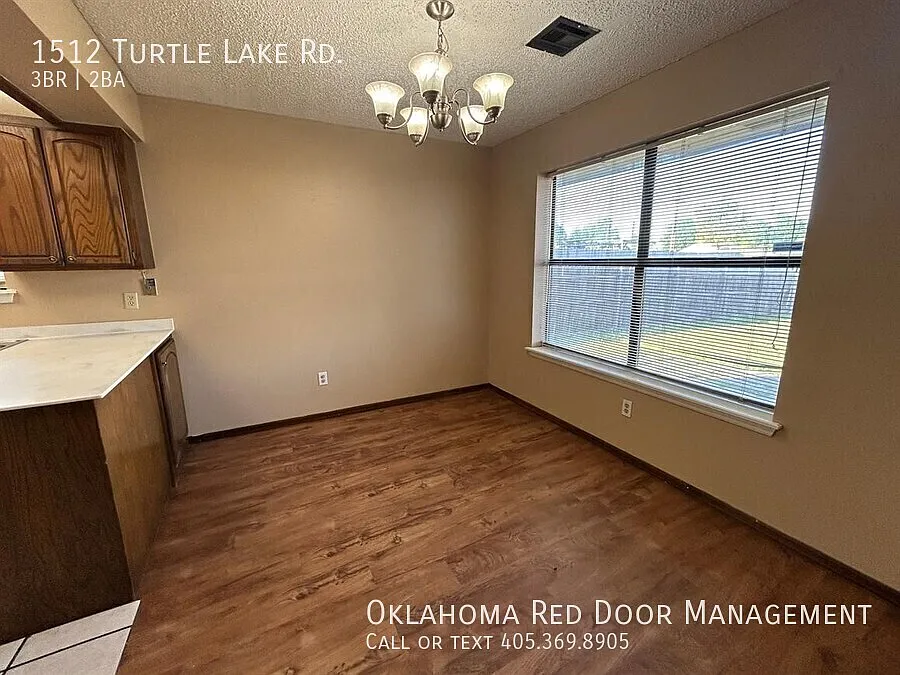 Great Moore Location Near Schools, Shopping & I-35 Final Make-Ready Finishing Soon including upgr... — Photo 4