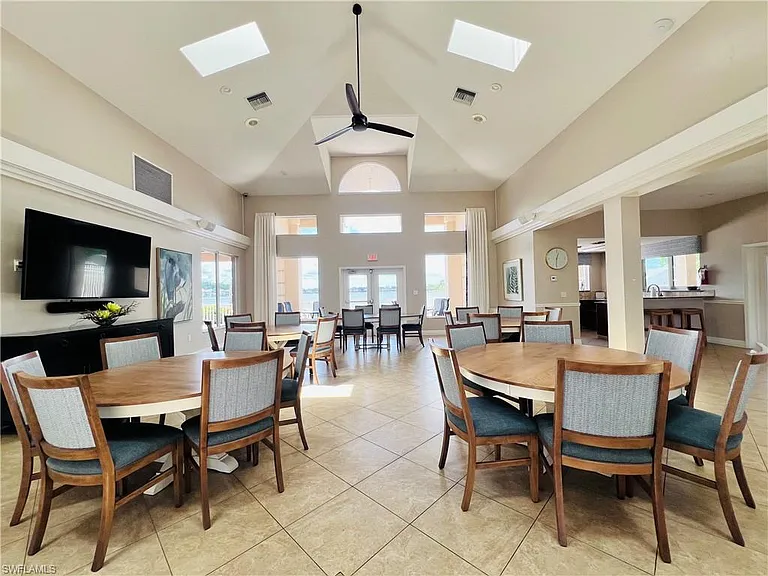 3250 W Crown Pointe Blvd #101 — Photo 36