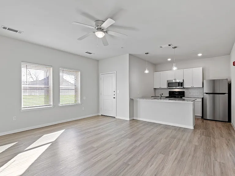 The Flats at Van Alstyne - New Luxury Apartment Home — Photo 28
