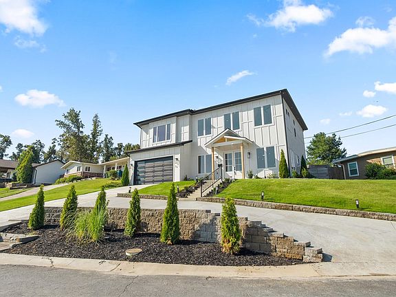 3rd image of 26 Lefever Ln