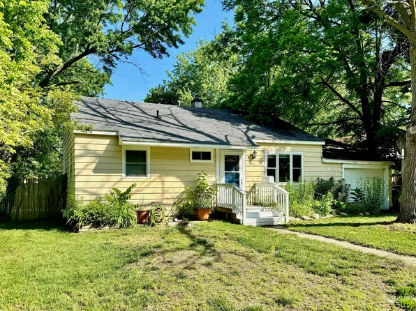 746 Hiways Ave, South Haven, MI 49090