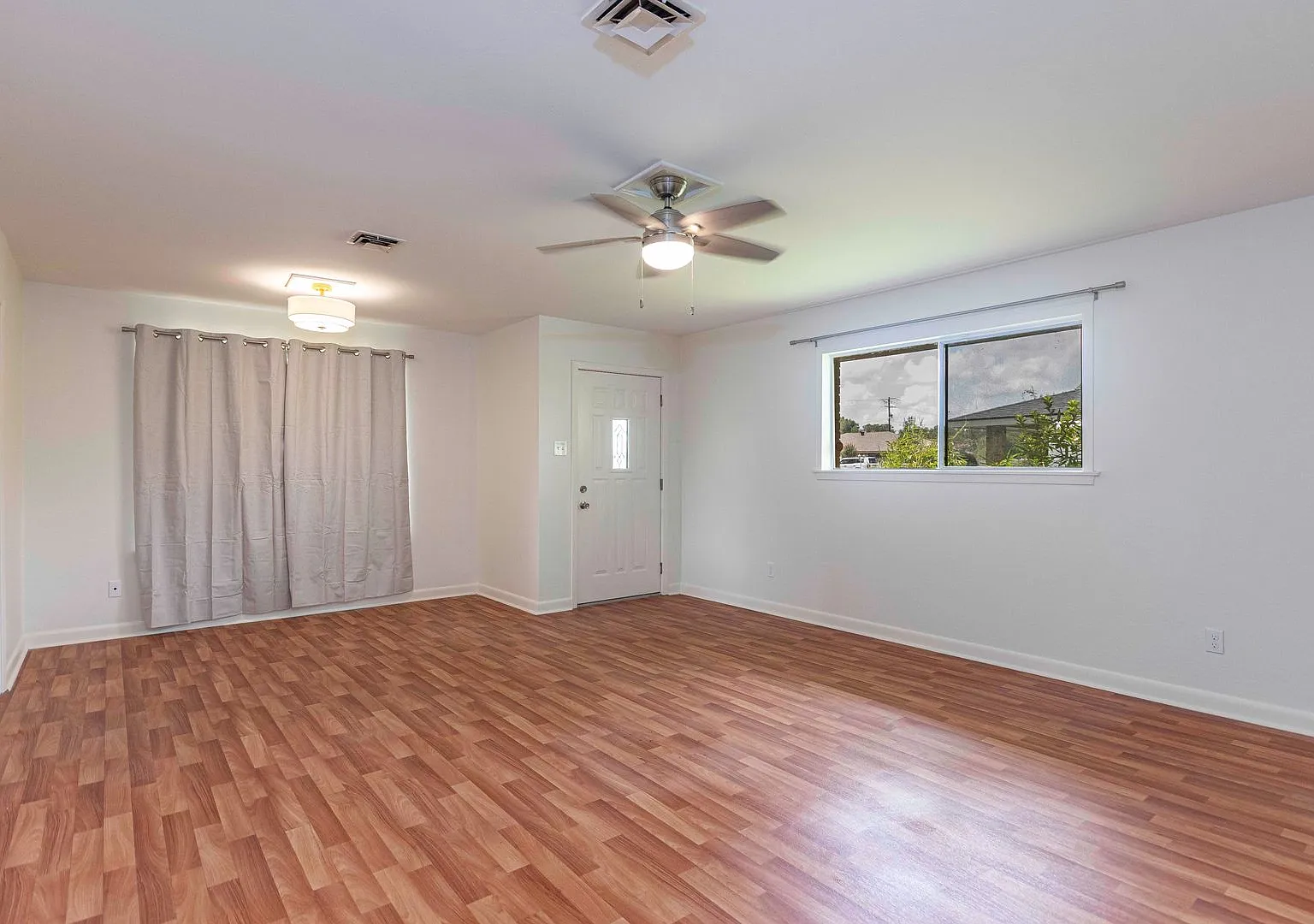 For Rent -3 Bed 2 Bath In Lafayette — Photo 3