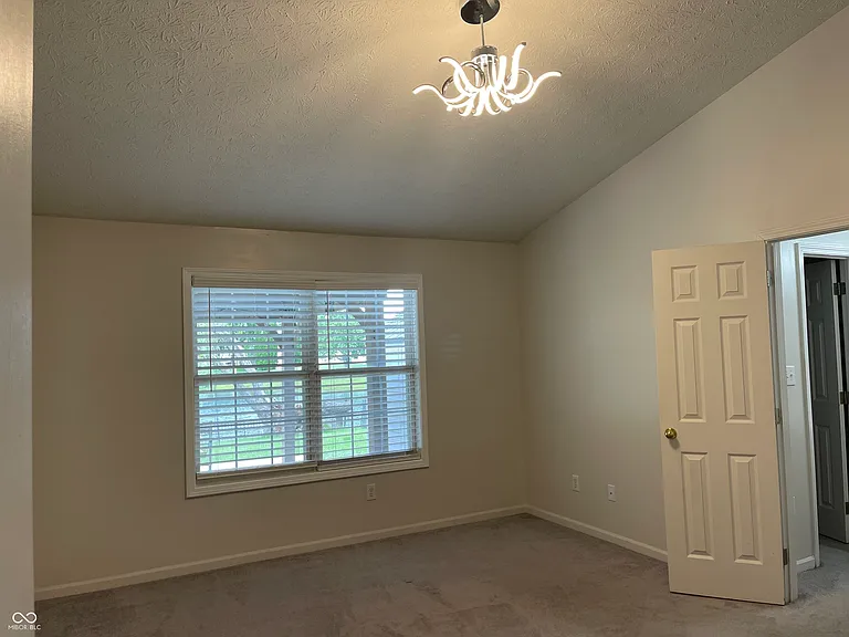 1058 Sugar Maple Dr — Photo 10
