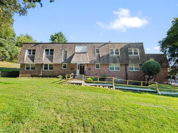 16 Crescent Drive #63, Thiells, NY 10984