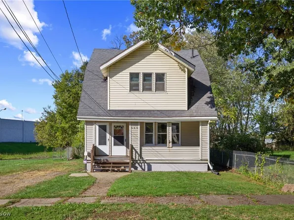 560 Gridley St, Akron, OH 44306