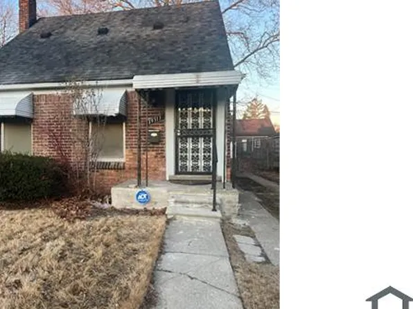 19313 Winthrop St, Detroit, MI 48235
