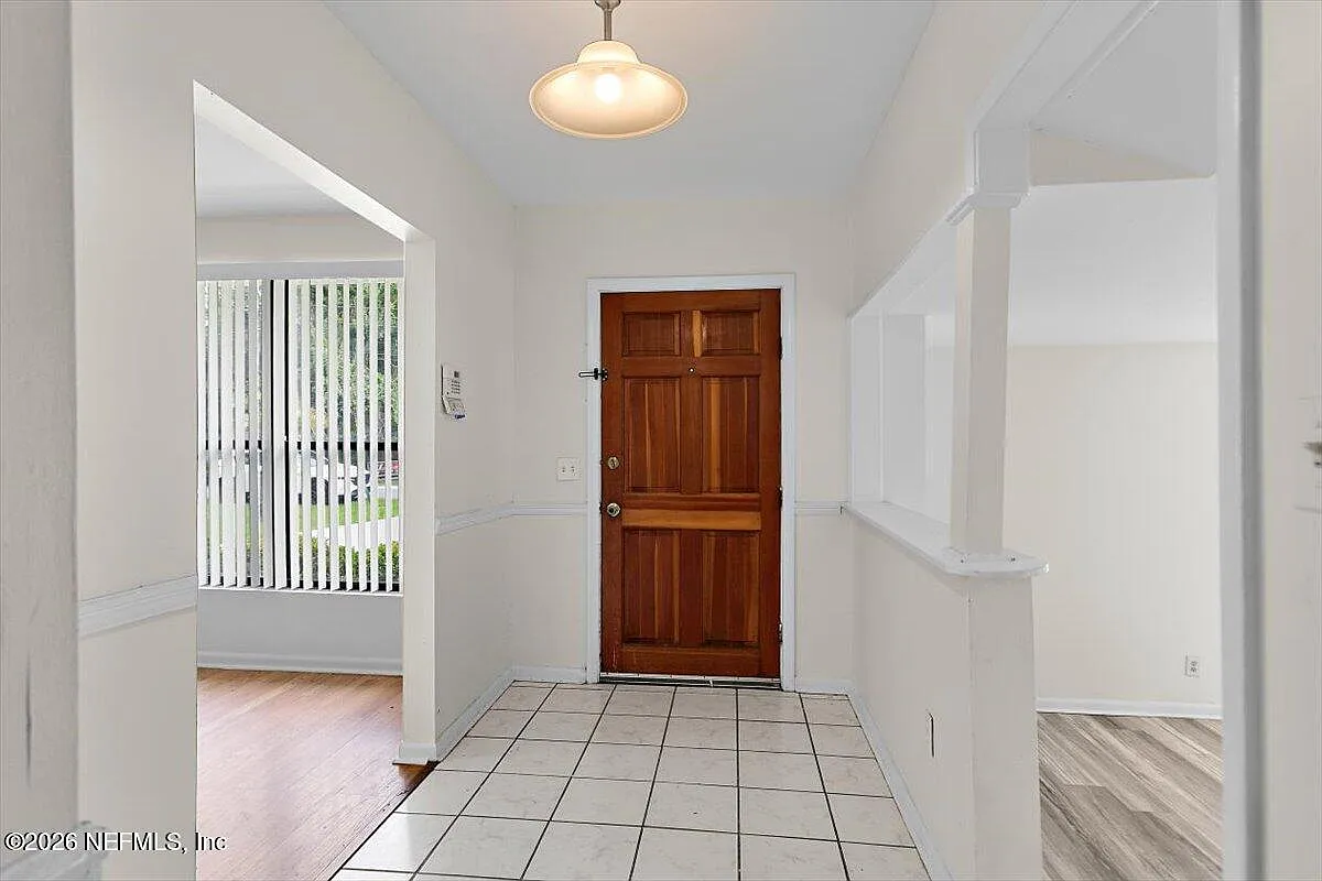 4 bed, 2.0 bath, 1440 sqft, $1,850 — Photo 2