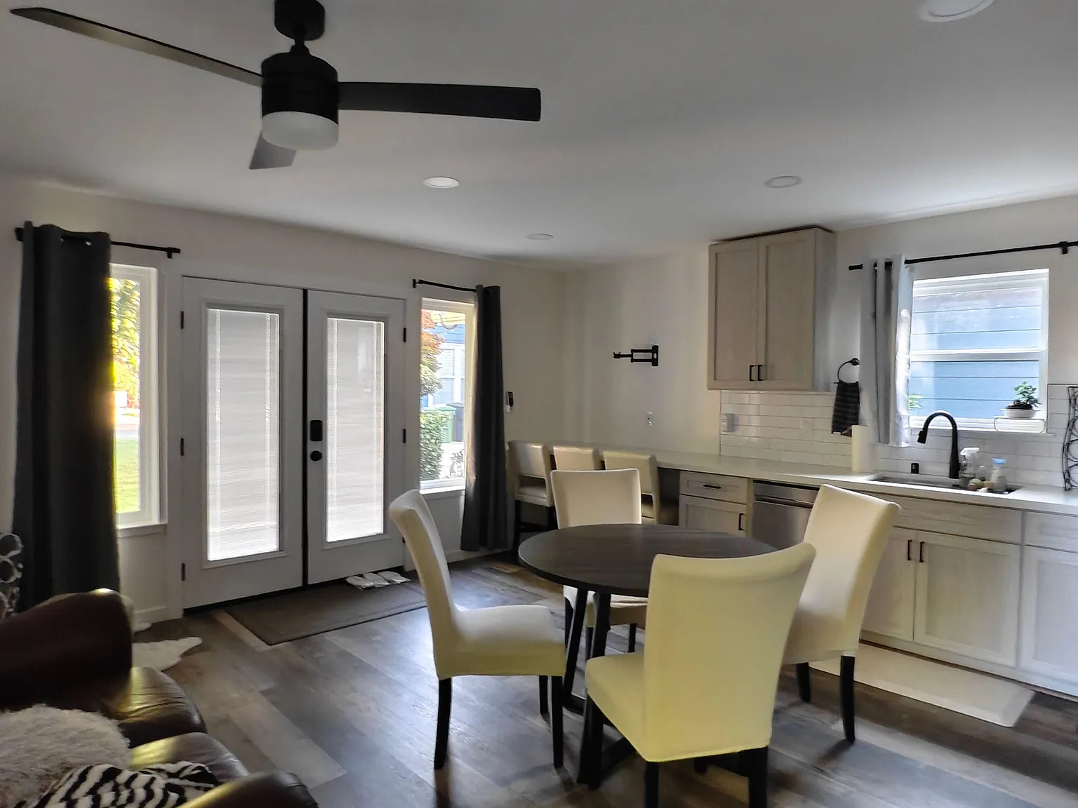 1 bed, 1.0 bath, 612 sqft, $2,547 — Photo 4