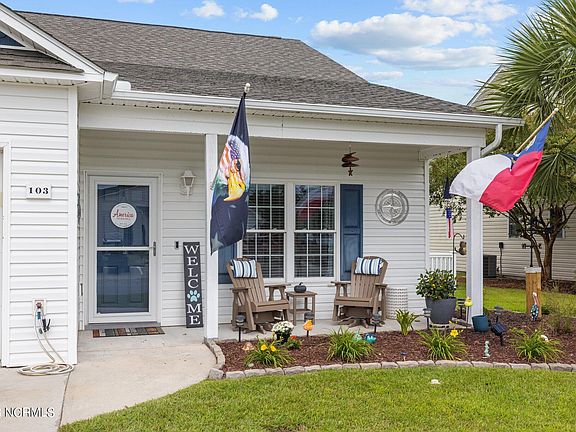 3rd image of 103 Palmetto Place Circle
