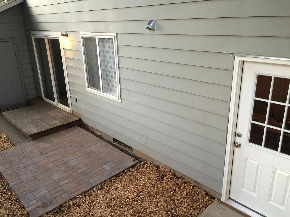 3 bed, 1.5 bath, 1260 sqft, $2,200 — Photo 4