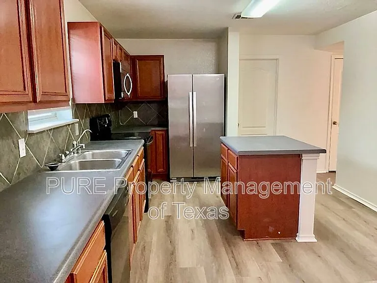 3502 Sandy Brook Dr — Photo 7