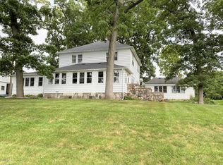 4909 Cordes Rd, Delton, MI 49046