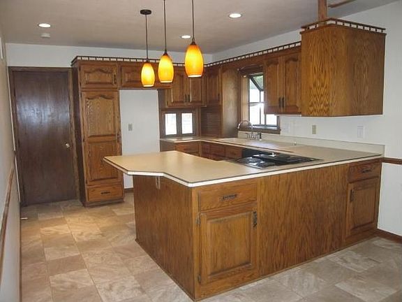 4th image of 5735 S Lochleven Ln