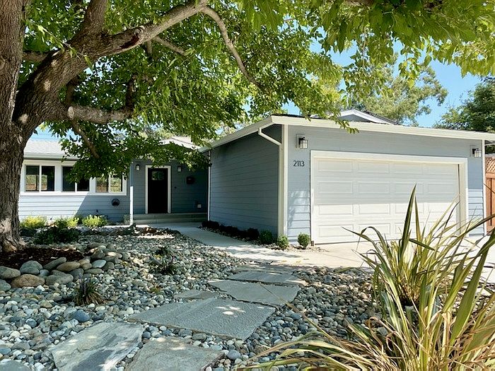 1st image of 2113 Lee Way