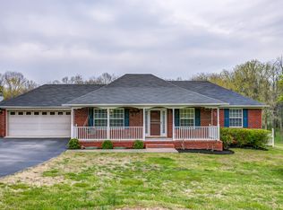 587 D V Cir, Spring Hill, TN 37174