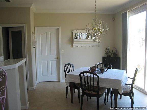 5th image of 1403 E C St