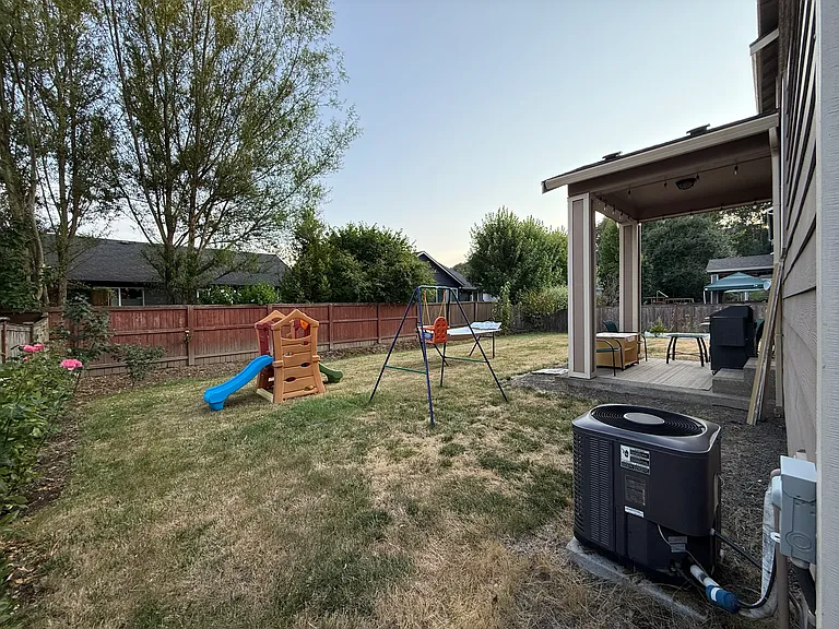 1740 Chinook Ave — Photo 17