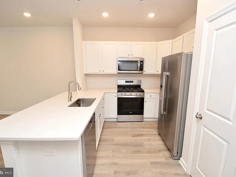 78 Nelsons Way — Photo 4