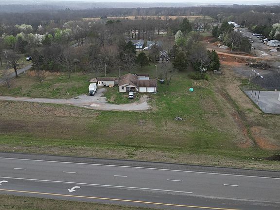 5th image of 4512 Cedar Dr