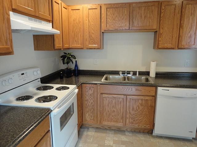 1st image of 821-06 S Malaga Ave #821-06