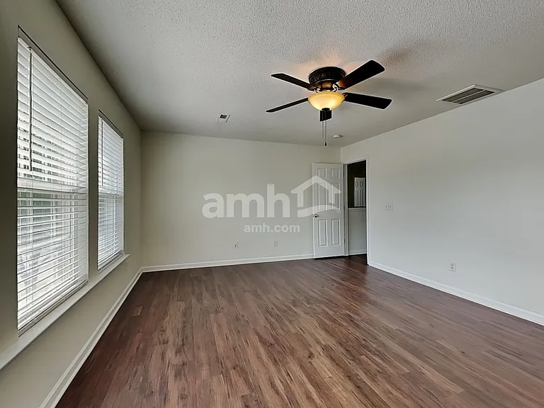 6016 Glen Way Dr — Photo 12